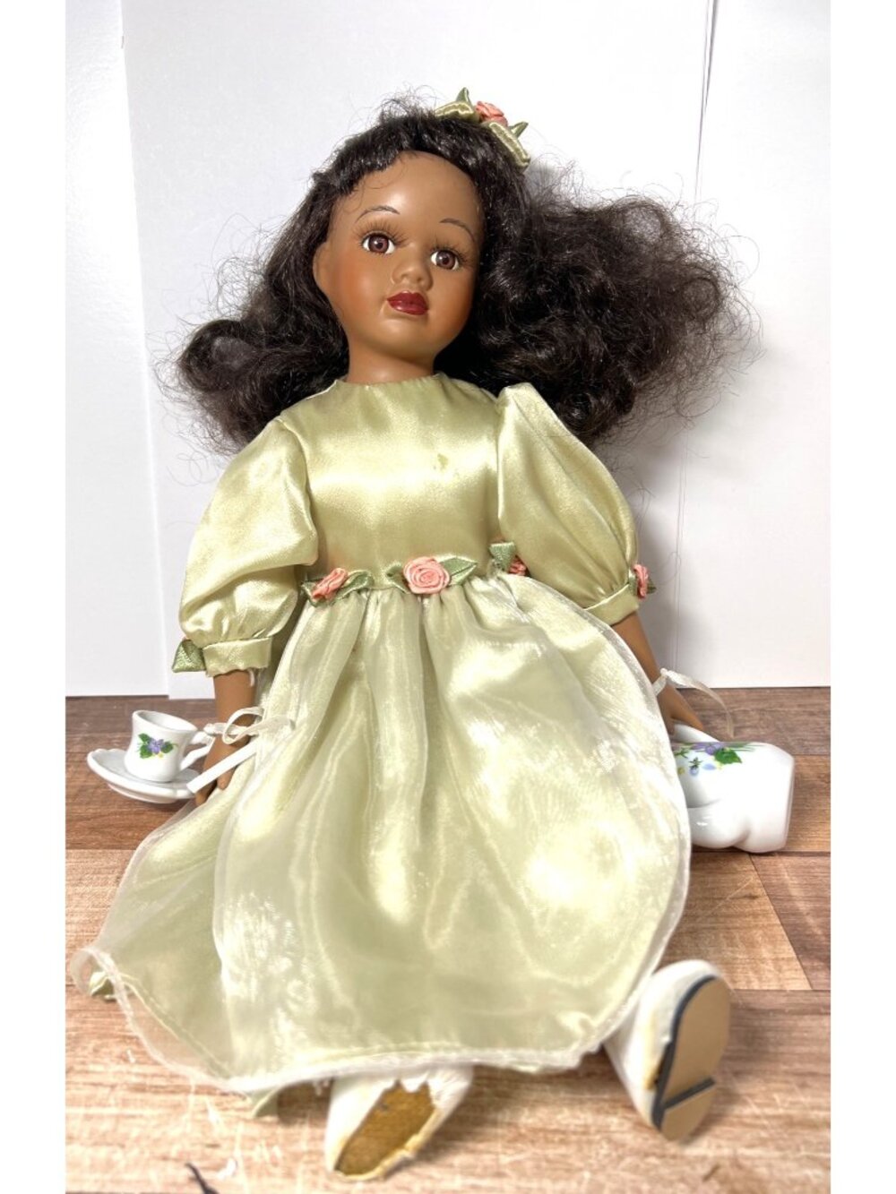 Avon Special Memories Spring Tea Porcelain Doll Olivia (African American) 2000